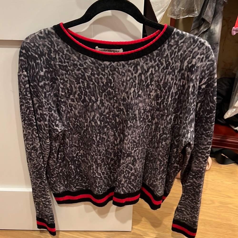 autumn cashmere sweater size M